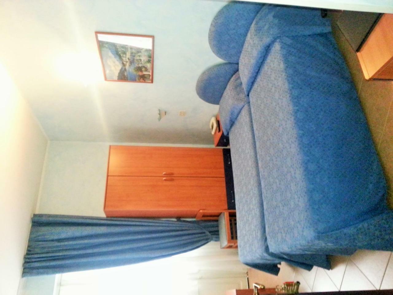 Hotel La Milanese Pietra Ligure Buitenkant foto